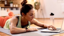 J’ai du travail et je dois rester au bureau